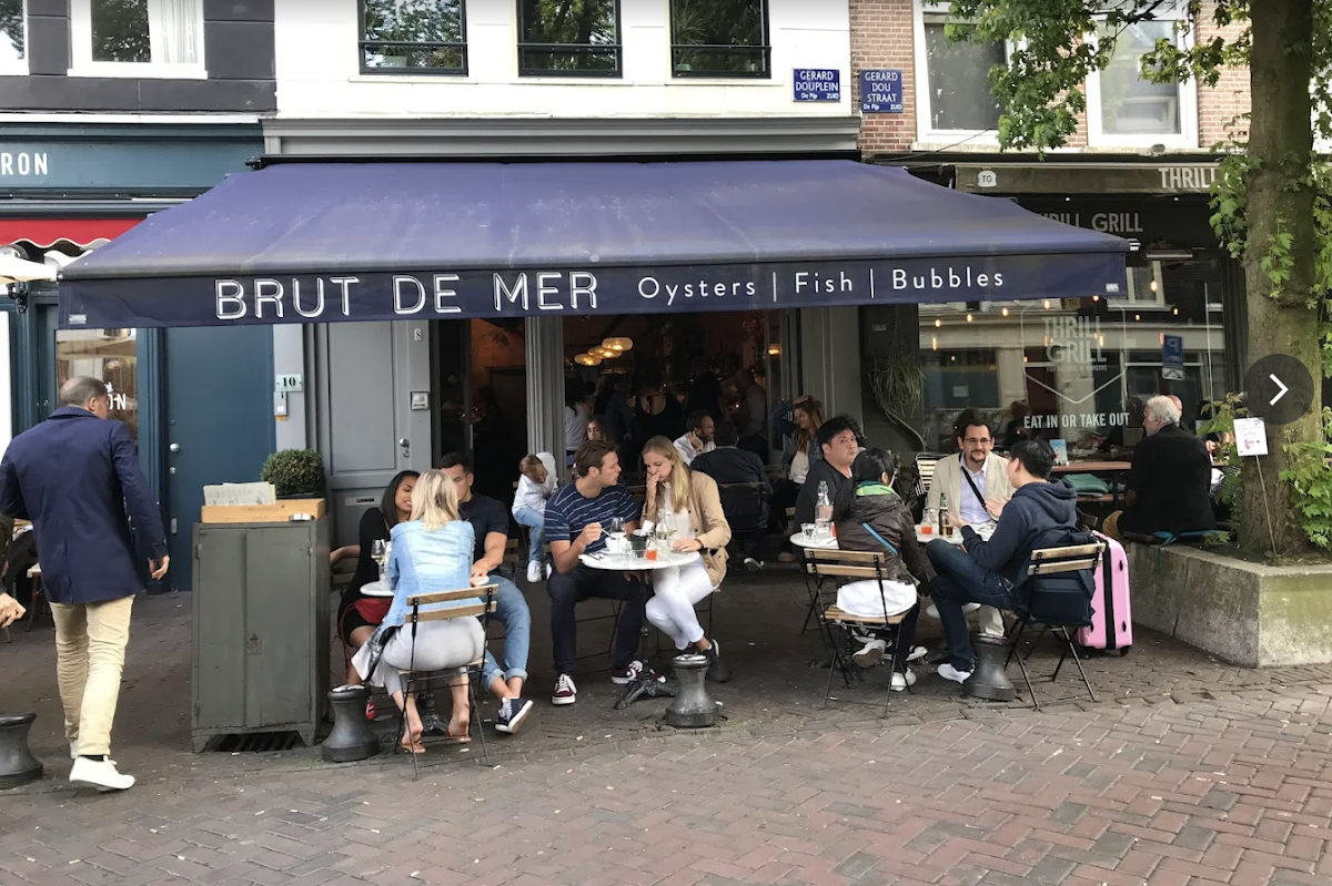 Brut de Mer, Amsterdam