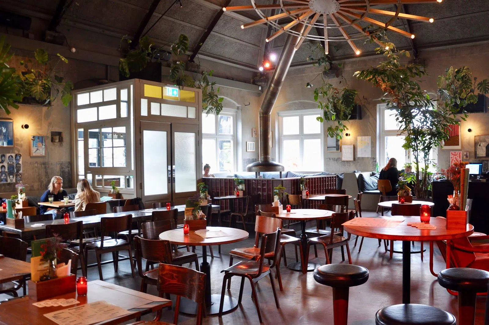 Pacific, Amsterdam